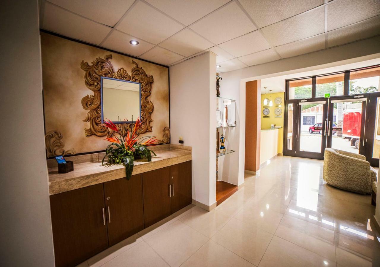 Hotel Marlon Chetumal Exterior foto